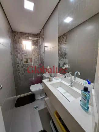 Imagem Sobrado à venda com 3 quartos, 1 suíte, churrasqueira no Embaré em Santos por R$1.600.000,00