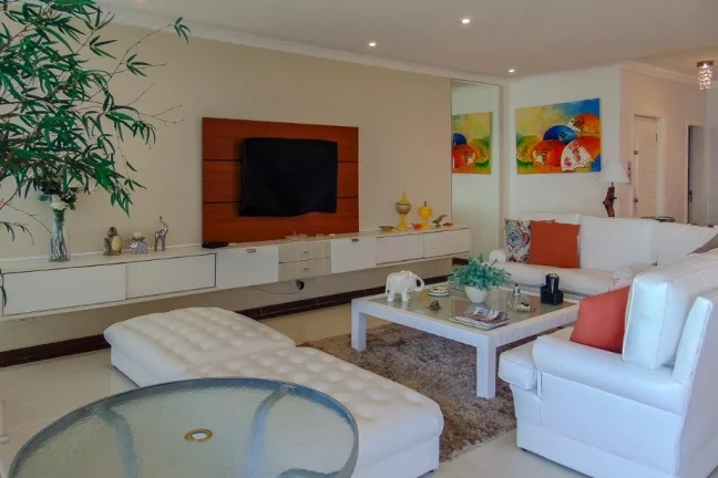 Imagem Apartamento com 4 dormitórios à venda, 200 m² por R$ 1.600.000,00 - Pitangueiras - Guarujá/SP