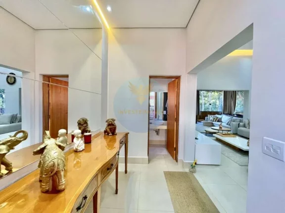 Imagem Casa em Condomínio a Venda no bairro Granja Viana - Carapicuíba, SP