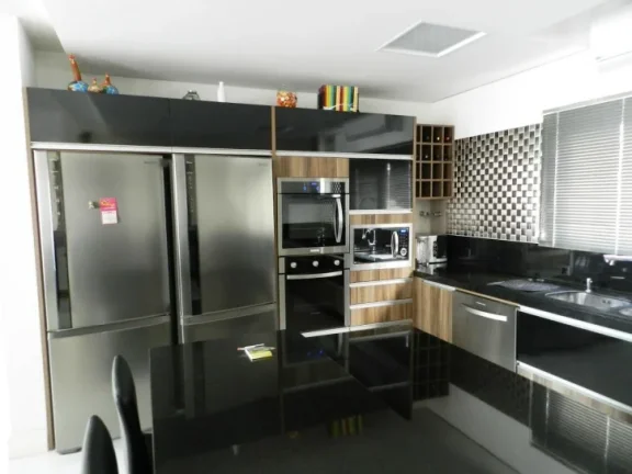 Imagem Casa com 5 suítes João Paulo