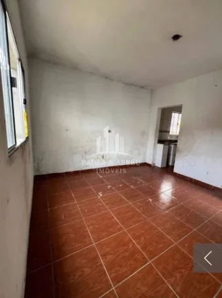 Imagem Casa com 183m², Escritura, 2 Quartos, Sala, Copa, Cozinha e 1 Banheiro, 2 Vagas, no Jardim Itapark, Mauá-SP