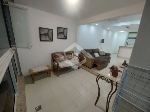 Imagem Apartamento com Varandão e 3 Quartos – Rua Queiroz Junior, 19