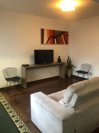 Imagem Apartamento 120M², 3Q, 1 Suíte com Hidro, 1 Suíte, Closet, Lavabo, Quintal Grande Coberto, Próximo Metrô.