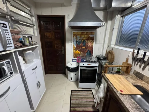 Imagem Apartamento com 3 dormitórios mais dependência completa de empregada à venda, 141 m² por R$ 690.000 - Boqueirão - Santos/SP