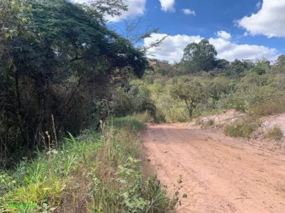Imagem OPORTUNIDADE!!!
* EXCELENTE CHÃCARA 
*COM ÃREA DE 3.937 MÂ²
*POSSUI LUZ E MINA
*ÃTIMA LOCALIZAÃÃ...