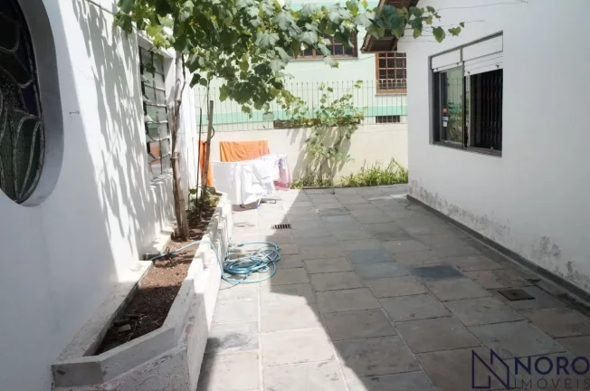 Casa à venda no Bairro Nossa Senhora de Lourdes