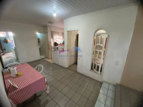 Imagem Ampla Casa com Múltiplas Residências - Ideal para Morar e Investir em Vila Velha/ES