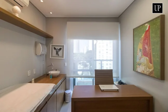 Imagem Excelente cj comercial situado no coração da Vila Clementino, próprio para consultório