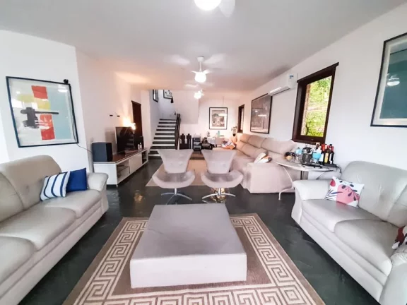 Imagem ENSEADA - CASA EM CONDOMÍNIO FECHADO - 310 M² DE ÁREA CONSTRUÍDA - LAZER.