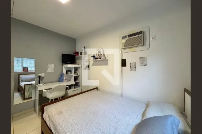 Imagem Casa à Venda - Vargem Pequena, 2 Quartos, 240 m2