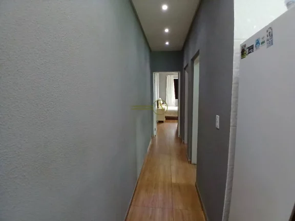 Imagem Casa geminada com área de churrasqueira, ótimo espaço e boa localização