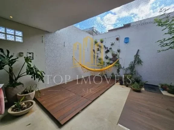 Imagem Casa em condomínio fechado, 2 dormitorios, com piscina aquecida, area gourmet Repleto de Planejados