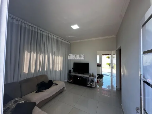 Imagem Casa à Venda no bairro Jardim Maracanã, em Uberaba - 2 Dormitórios e Móveis Planejados