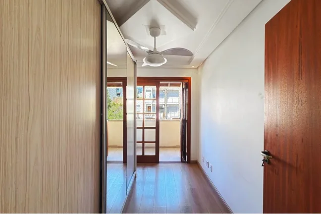 Imagem Casa para venda no bairro Aberta dos Morros em Porto Alegre