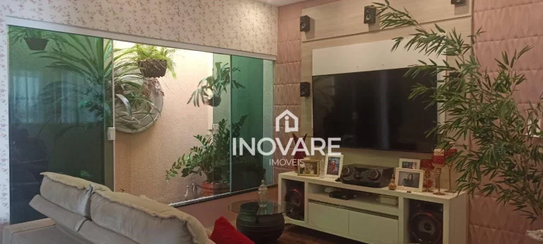 Imagem Casa com 3 dormitórios à venda, 162 m² por R$ 550.000,00 - Jardim Liberdade - Itumbiara/GO