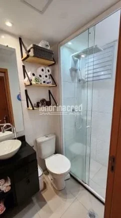 Imagem Apartamento no Cond. Lago de Melville. Dormitórios: 02. Banheiros: 01. Sala. Cozinha. Vagas de garagem: 01. Área útil: 46m²