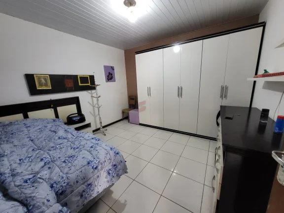 Imagem CASA com 4 dormitórios à venda com 576m² por R$ 1.270.000,00 no bairro Vargem Grande - PINHAIS / PR