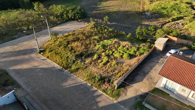 Imagem Terreno com 449m² localizado no bairro Rio Ferro em Presidente Getúlio/SC.
