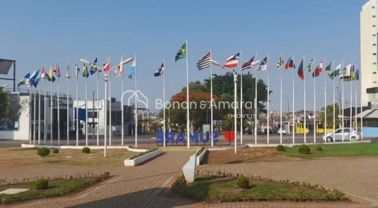 Imagem Oportunidade Única: Terreno Plano à Venda no Condomínio Real Park - Sumaré

Você está em busca...