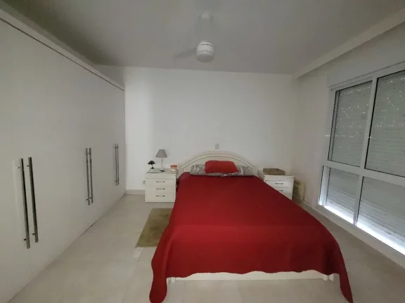 Imagem PITANGUEIRAS - FRENTE TOTAL AO MAR, APARTAMENTO TOTALMENTE REFORMADO E DECORADO, MARAVILHOSA VISTA MAR, GARAGEM NO PRÉDIO.