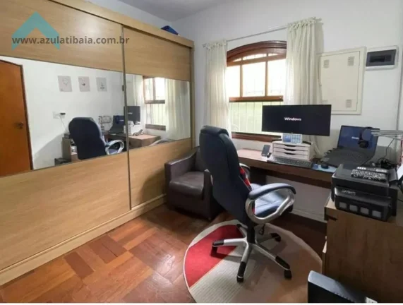 Imagem Casa à venda na Vila Santista  4 dormitórios em Atibaia