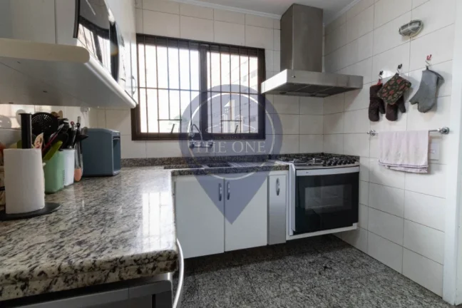 Imagem Apartamento de Luxo em Perdizes: 4 Quartos, 4 Suítes, 2 Salas, 5 Banheiros, 5 Vagas - Venda em SP!