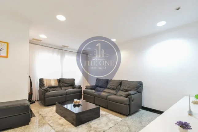 Imagem Imperdível oportunidade: Casa à venda em São Paulo-SP, no bairro Ipiranga, com 3 quartos, 1 suíte, 2 salas, 3 banheiros, 3 vagas de garagem e área de 210m²!