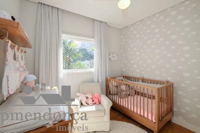 Imagem Apartamento na Rua Sabará com 3 quartos( 1 suíte ) e 1 vaga, 130m²