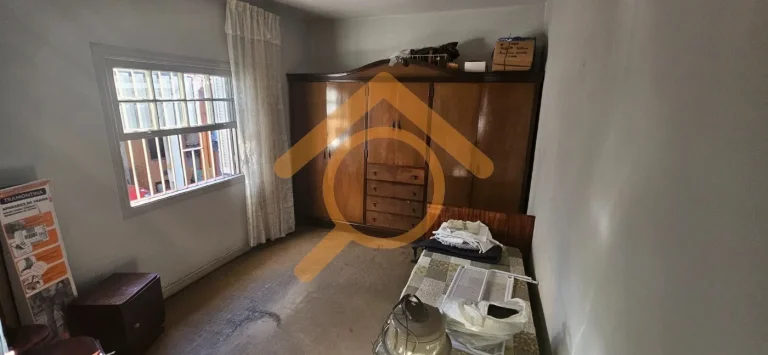 Imagem Casa em Condomínio à Venda em São Paulo-SP, Jardim Campo Grande: 4 Quartos, 2 Suítes, 3 Salas, 5 Banheiros, 4 Vagas, 250 m². Oportunidade para Reforma: 2 Casas, 350 m².