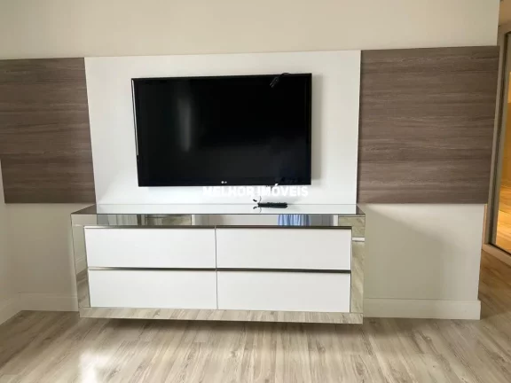 Imagem Apartamento Duplex com 208m² de área privativa, composto por 02 suítes e 02 demi-suíte, localizado no Central de Balneário Camboriú.