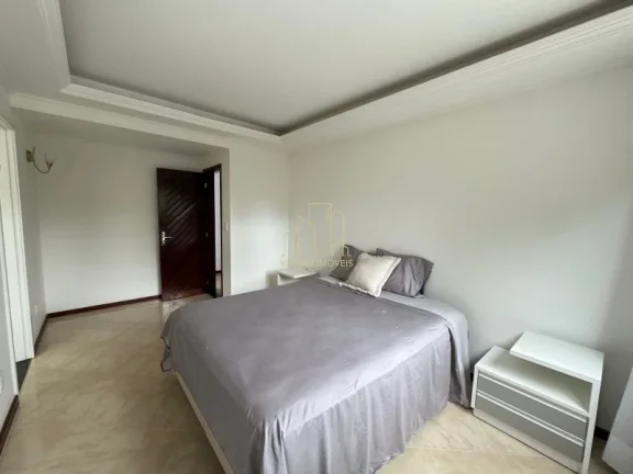 Imagem Casa à Venda no Itaigara | 4 Suítes | Piscina Privativa | Área Gourmet | 310m² Construídos