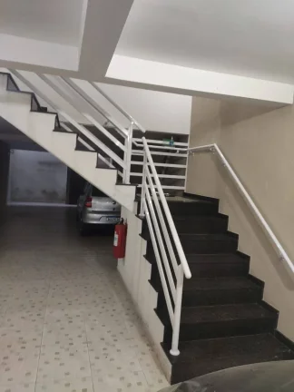 Imagem Apartamento sem Condomínio 50 m² 2 Dormitórios com 1 Vaga de Garagem