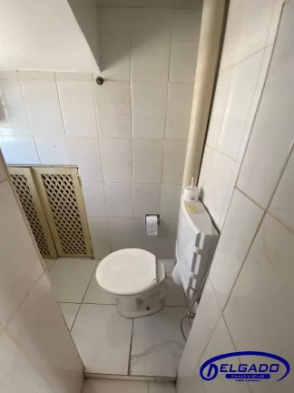 Imagem DELGADO aluga SALA COMERCIAL com aproximadamente 60 m² EM FRENTE A PRAÇA DE ITABORAI-RJ.