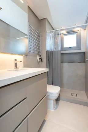 Imagem Apartamento à venda no bairro Três Figueiras - Porto Alegre/RS