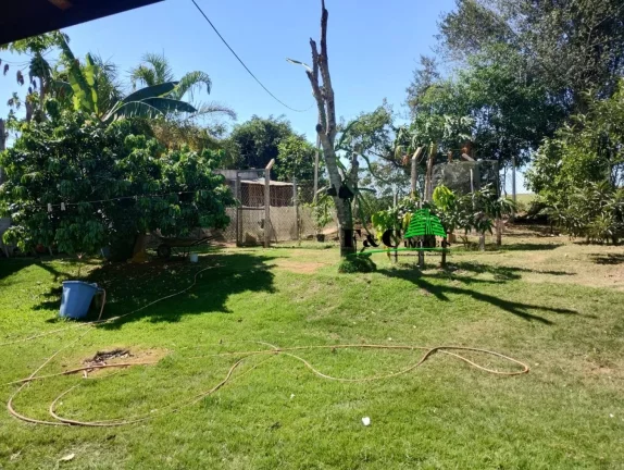 Imagem Chácara Condomínio para Venda em Limeira, Área Rural de Limeira, 3 dormitórios, 2 banheiros, 4 vagas