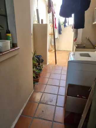 Imagem VENDO CASA COM 03 DORMITÓRIOS NO BAIRRO CAMPO GRANDE-CAMPININHA!