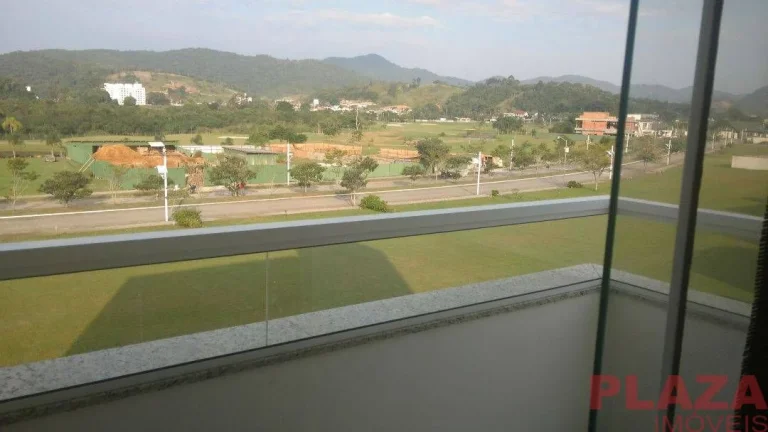 Imagem Duplex Semimobiliado – 3 Dormitórios | 2 Banheiros | 1 Vaga | Centro de Camboriú