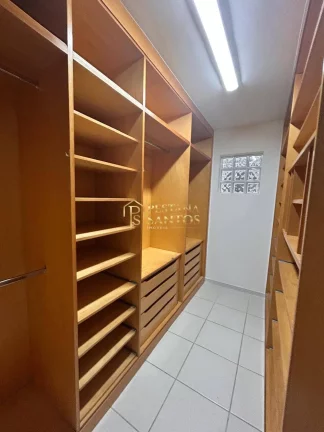 Imagem Casa Espetacular no Santa Marina – 4 Suítes na Barra da Tijuca
