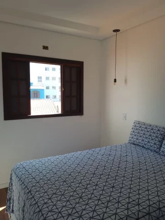Imagem Casa com 3 dormitórios, 168 m² - venda por R$ 1.000.000,00 ou aluguel por R$ 5.700,00/mês - Vila Odete - Poá/SP