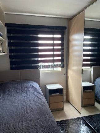 Imagem Apartamento com 96m2 de área privativa, 4 dormitórios ( 1 suíte) e 2 vagas na garagem. Living amp...