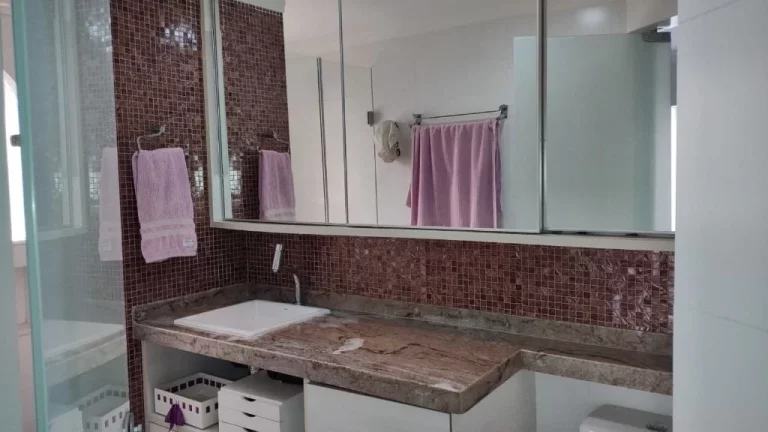 Imagem Apartamento com 3 dormitórios à venda, 180 m², Barra Funda - Guarujá/SP