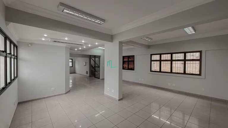 Imagem SALA DISPONIVEL PARA LOCAÇÃO NO SEGUNDO ANDAR - RUA VOLUNTARIOS DA FRANCA AO LADO DA PRAÇA