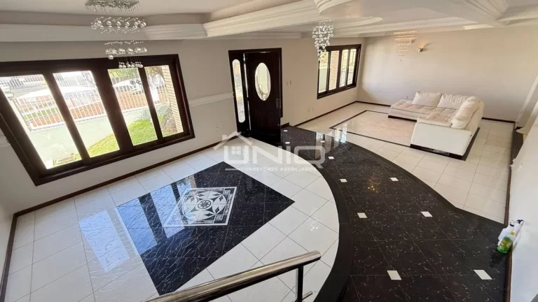 Imagem Casa Suite Master + 1 Suite + 4 Quartos - Bairro Bancarios
