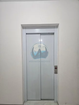 Imagem Apartamento à venda em Ubatuba-SP, Toninhas: 2 quartos, 1 suíte, 1 sala, 2 banheiros, 1 vaga, 75m² de área. Venha conferir!