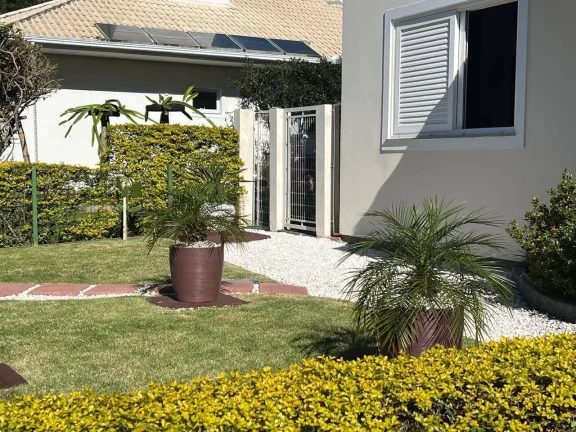 Imagem Casa 4 quartos Sambaqui