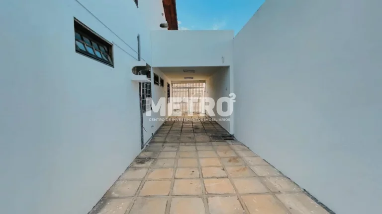 Imagem Ponto comercial 220m , 4 4, sendo 01 suíte, Sala para dois ambientes