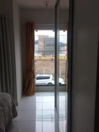 Imagem Sobrado germinado para venda em Camboriú