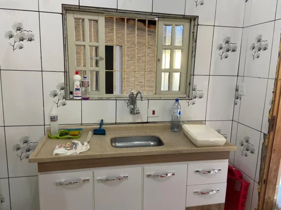 Imagem Casa para Venda em Itanhaém, Jardim Regina, 3 dormitórios, 1 suíte, 2 banheiros, 5 vagas