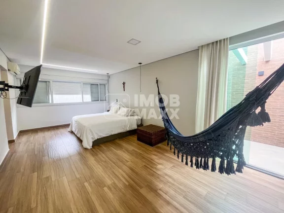 Imagem Casa em Arniqueira: 4 Dormitórios e 420m² por R$1.380.000