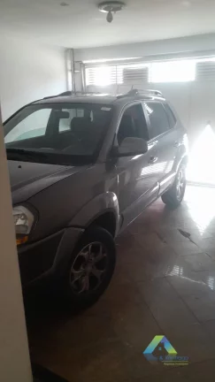Imagem Casa para venda com 2 dormitórios, 1 suíte e 2 banheiros na Vila das Mercês!!